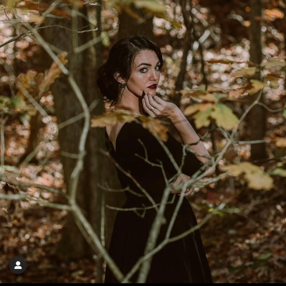 Meet Me❤️😘💁🏻👠🤘‼️ - Picture 3 of 5